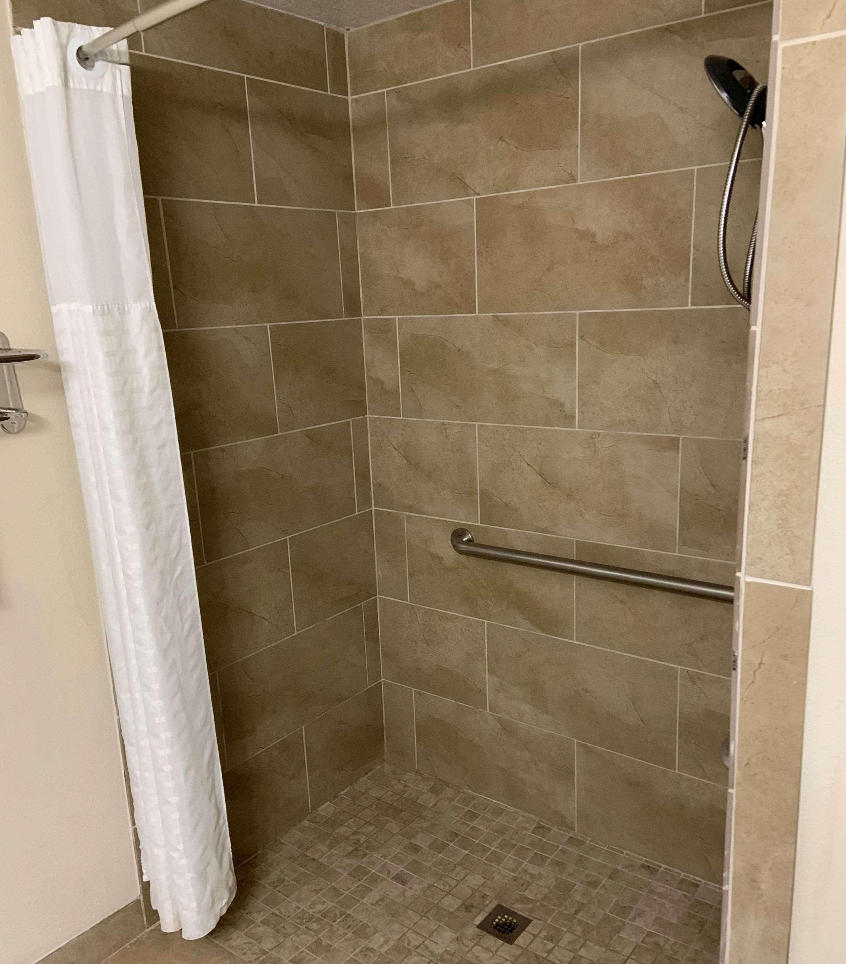 Best Western Airport Inn & Suites Cleveland Brook Park Exterior foto